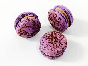 6 Pack chocolate hazelnut and dates macarons | ideal for celebratory events.